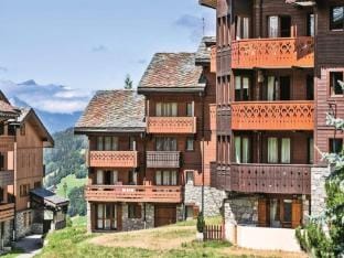 Chalet in Valmorel near Ski Lifts Apartment in Les Avanchers-Valmorel
