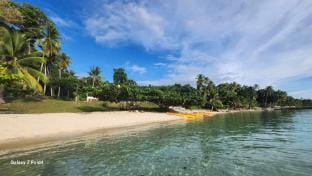 Kembali veranda condo Apartment in Island Garden City of Samal