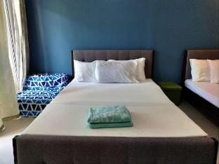 Pico de Loro Beach Chic 1-Bedroom Condominium Apartment in Nasugbu