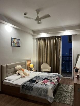 Omaxe studio apartment  Apartment in Noida