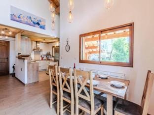 Chalet Lourson Blanc Morzine Apartment in Montriond