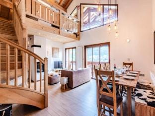 Chalet Lourson Blanc Morzine Apartment in Montriond