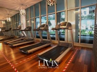 15 KLCC View 2 Bedrooms @ KLCC view Infinity pool Apartment in Federal Territory of Kuala Lumpur