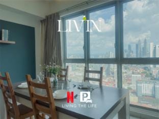 26 Lovely KLCC View 2BR @ KLCC View Infinity pool Apartment in Federal Territory of Kuala Lumpur