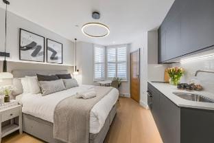 Studio 1 @ OneStay Maida Vale Apartment in City of Westminster