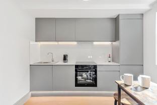 Studio 17 @ OneStay Maida Vale Apartment in City of Westminster