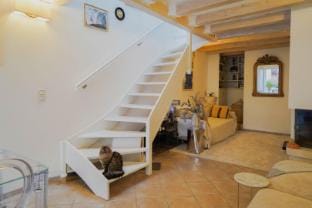 Malmousque City House with Patio  Cat Apartment in Marseille