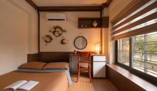 Boutique Minimal 2BR for 6 • Central Saigon • D1 Apartment in Ho Chi Minh City