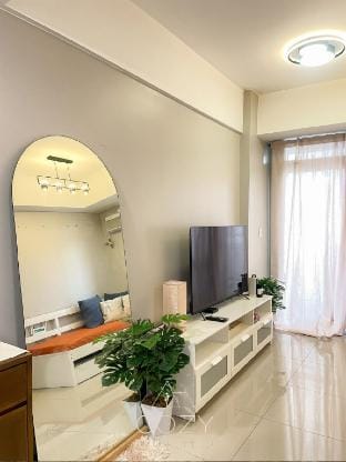 Cozy 1 Bedroom Staycation Condo in Cubao Apartment in Pasig