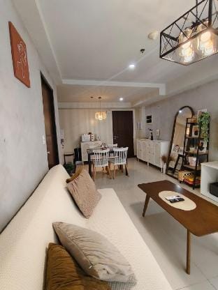 Pet-Friendly 1 BR Condo Near Araneta Coliseum Apartment in Pasig