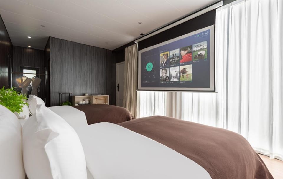 揽月-180度海景双床房-智慧客房-私人露台-零压床垫 Hotel in China