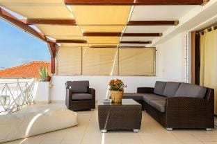 AGALI 2 SUPERIOR MEZONETTE(front of the sea) Vacation rental in Messenia