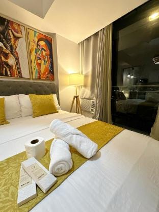 1BR Condotel in Azure Urban Resort near NAIA #TRO4 Vacation rental in Paranaque