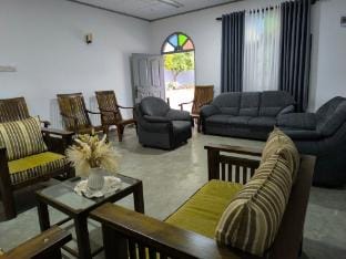 Asiri house Vacation rental in Southern Province