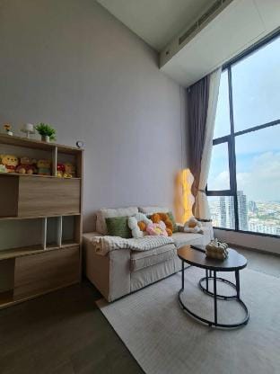 New Ultra Highend Condo @ center BKK BTS 4min walk Vacation rental in Bangkok