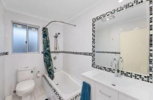 Cfamily M02 single bedroom shared house Vacation rental in Brisbane