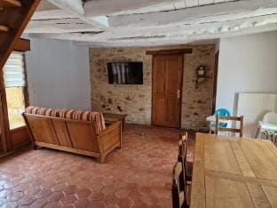 Charming French Holiday Home with Pool and Garden Vacation rental in Nouvelle-Aquitaine