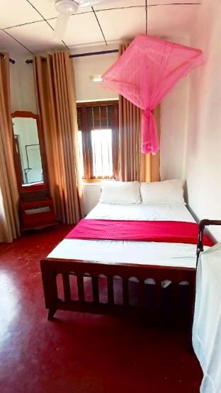 Winchester House Weligama Vacation rental in Southern Province