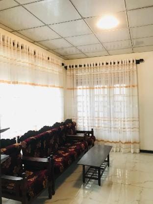 R villa Vacation rental in Southern Province