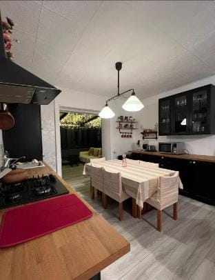 La Jacolouise: House-Garden-Veranda overlooking the Loire Vacation rental in Blois
