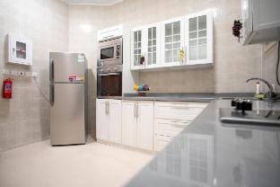 Lovely, new, 2 bedroom apartment- 102 Vacation rental in Al Madinah Province