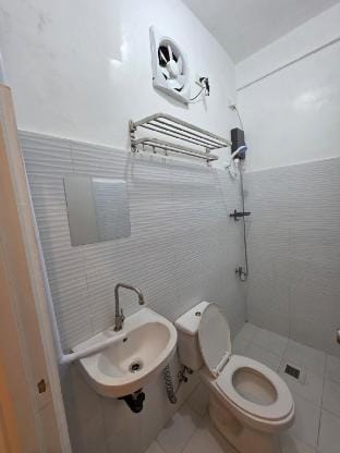 Rm 207 Studiotype apt in hensonville near SM/clark Vacation rental in Angeles