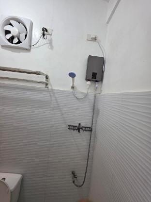 208rm studio type apartment yumi apt near SM clark Vacation rental in Angeles
