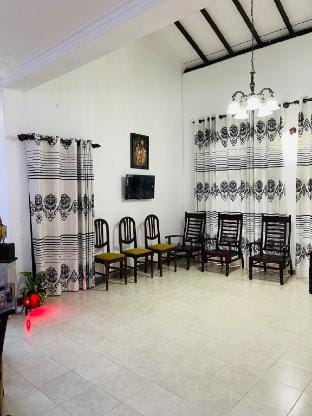 Relax in comfort at WinWay Welgama full House Vacation rental in Southern Province