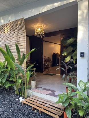 New Peaceful Studio House, Center in General Luna Vacation rental in General Luna