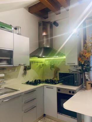 La Colonnina - in the heart of Venice, in a central and convenient district Vacation rental in Venice