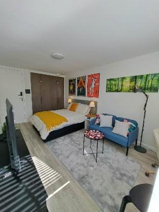 Studio Apartment - East Perth  Vacation rental in Wellington Square (Moort-ak Waadiny)