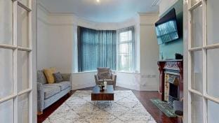 Modern 2-Bed House | Near City Centre | Parking Vacation rental in Sheffield