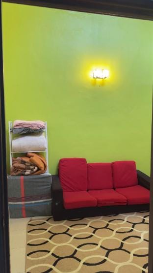 Srikandi Home 2 (4R 3BR) Near Batu Buruk Beach Vacation rental in Terengganu, Malaysia