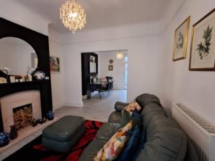 “Beautiful 3-Bedroom Home Close to Anfield Stadium Vacation rental in Liverpool
