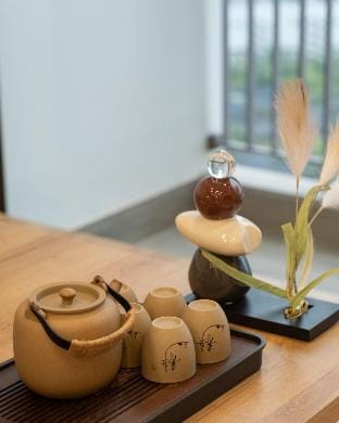 Sakura Room @Ecopark 1BR Swanlake River View Vacation rental in Vietnam