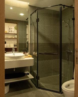Wooden Tone 1BR Lakefront @Ecopark Vacation rental in Vietnam