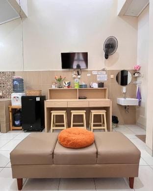 Griya Yosi Homestay Vacation rental in Special Region of Yogyakarta