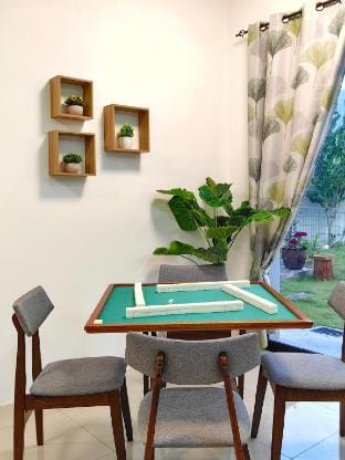 15-19Pax SemiD Near Highwy W/Pool Table&Karaoke Vacation rental in Ipoh
