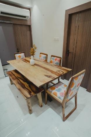 Luxe 2Bhk at Assi road Vacation rental in Varanasi