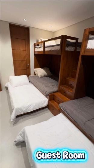 BATIS RESIDENTIAL RESORT Vacation rental in Las Pinas