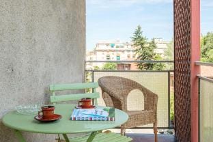 Apartment with 3 Suites - Fabula Rooms Vacation rental in Bologna