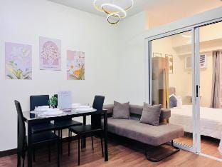 Chill Escape Prisma near BGC and Ortigas Vacation rental in Pasig