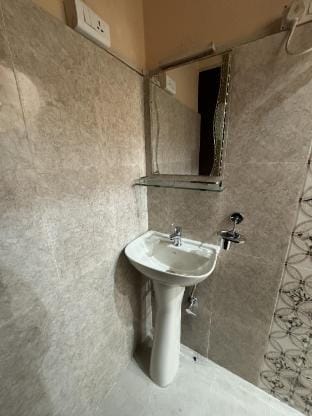 White Crane guest house (Lodging only) Vacation rental in India