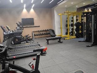 Elements Residences 1br fully furnished w/balcony Vacation rental in Makati