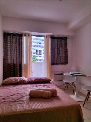 Studio Condotel - Feby Vacation rental in Quezon City