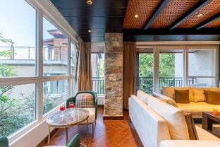 Shukrana Artistic 4BHK Luxury Retreat | Mall Road Vacation rental in Uttarakhand