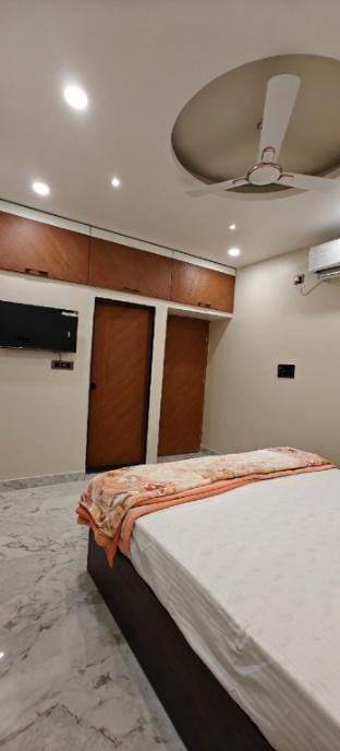 Nandi Niwas I Premium Bedroom I Luxury Stay Vacation rental in Varanasi