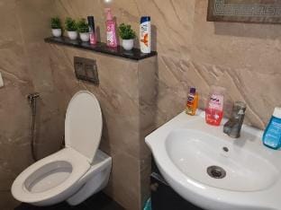 Ally Studios VI Vacation rental in Noida