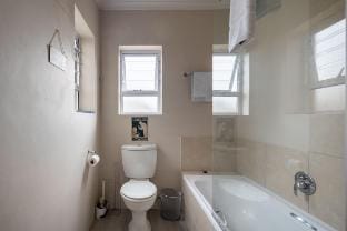 40 On Trotter  The Coral Shack  UNIT 22 Vacation rental in Knysna