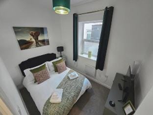 Calm 1-Bedroom Apartment|Central Vacation rental in Watford